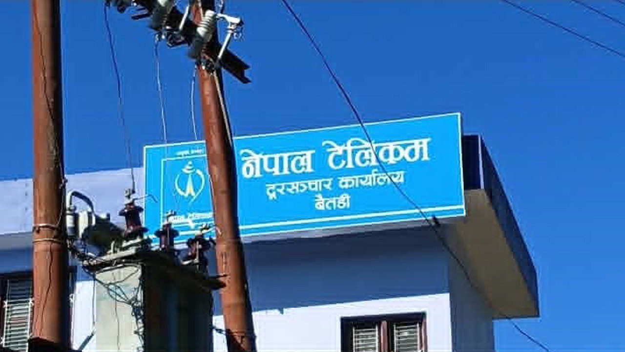 बैतडीमा नेपाल टेलिकमको टावरमा तोडफोड र चोरी, सेवा पूर्ण रूपमा ठप्प