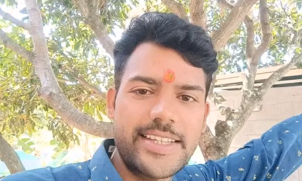 बैतडीका युवा गणेश भट्ट भारतको बेङ्गलोरबाट सम्पर्कविहीन ..